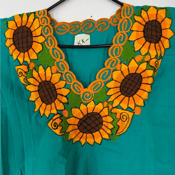 NWOT- Artesanal Sunflower Embroidered Teal Top - Picture 3 of 5